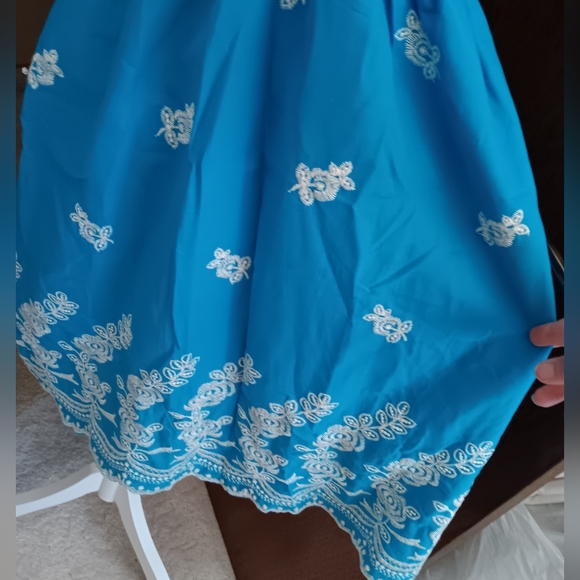 She’s Cool~ Bright Blue White Embroidered Boho Midi Sundress NWOT (Juniors L) - Picture 12 of 14